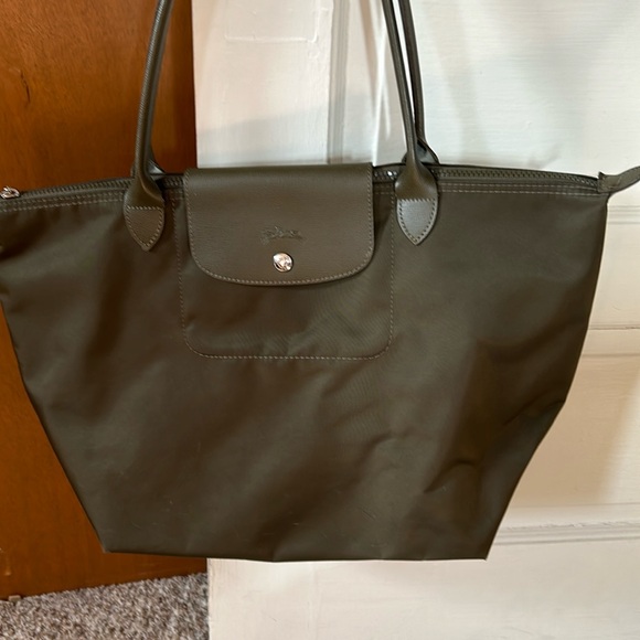 Longchamp Handbags - Longchamp large green tote a few scratches on bottom and side good condition